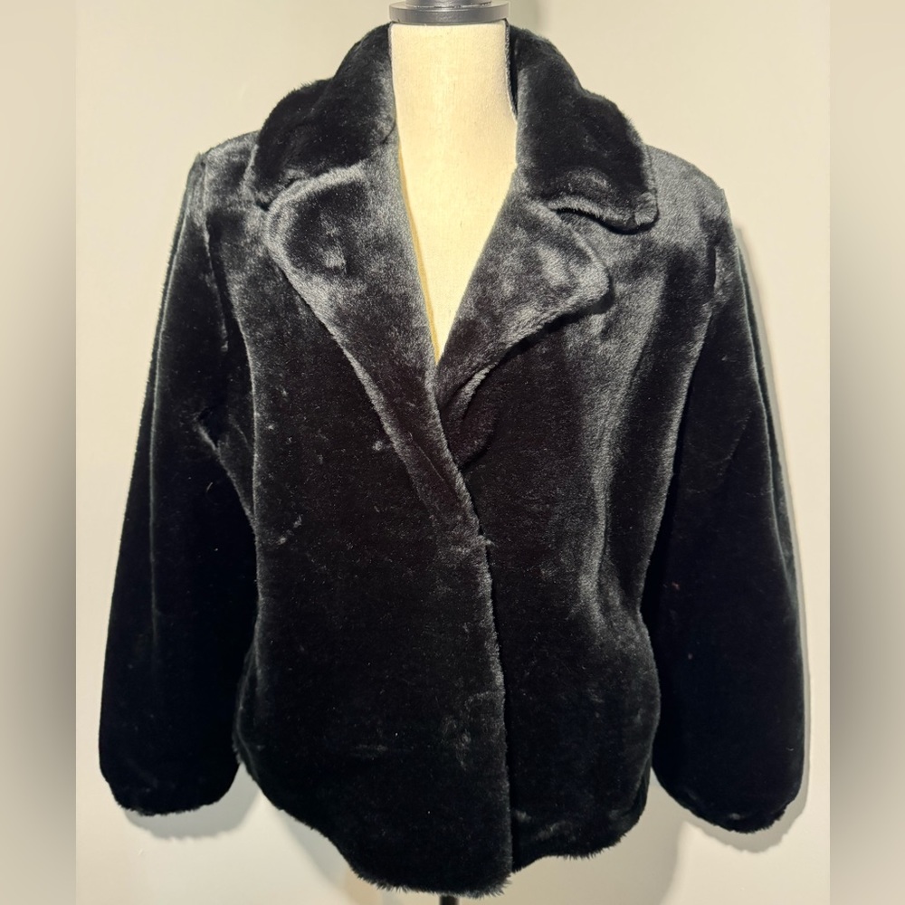 Donna Salyers Fabulous Furs coat black women large